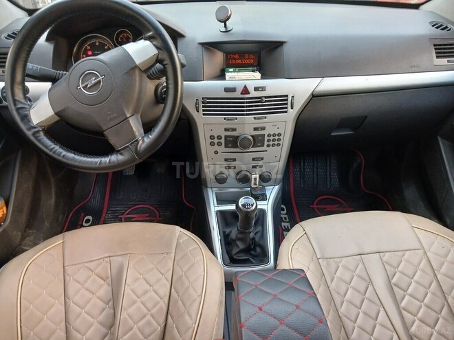 Opel Astra 2009, 290,000 km - 1.3 l - Bakı
