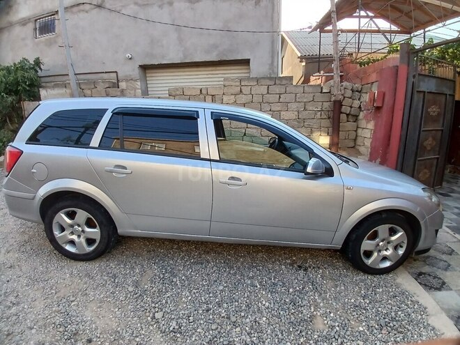 Opel Astra 2009, 290,000 km - 1.3 l - Bakı