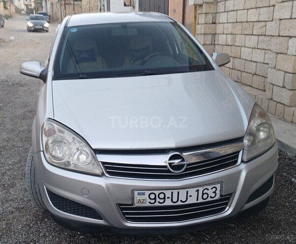 Opel Astra 2009, 290,000 km - 1.3 l - Bakı