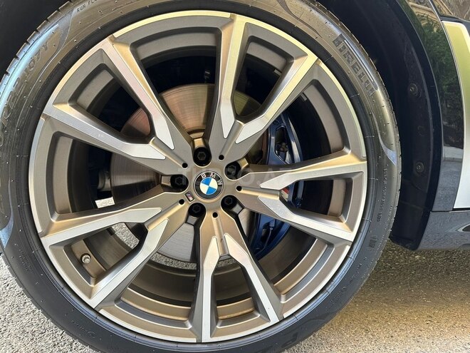 BMW X7 2020, 21,000 km - 4.4 л - Bakı