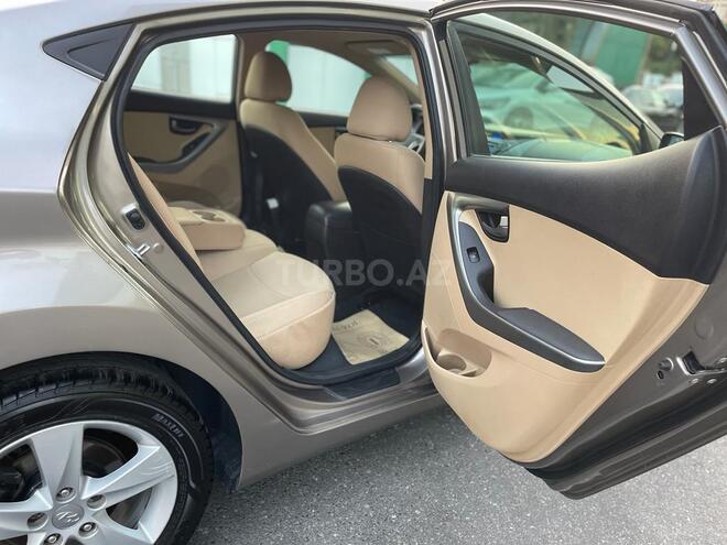 Hyundai Elantra 2013, 138,000 km - 1.8 l - Bakı