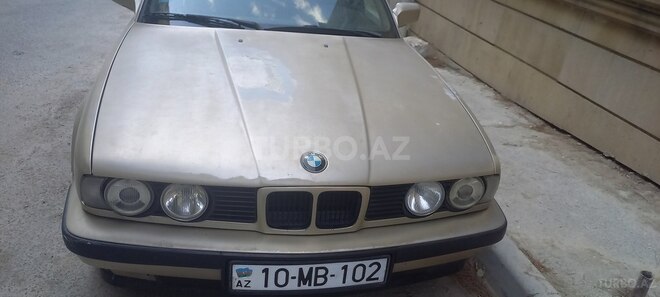 BMW 525 1988, 261,000 km - 2.5 l - Babək
