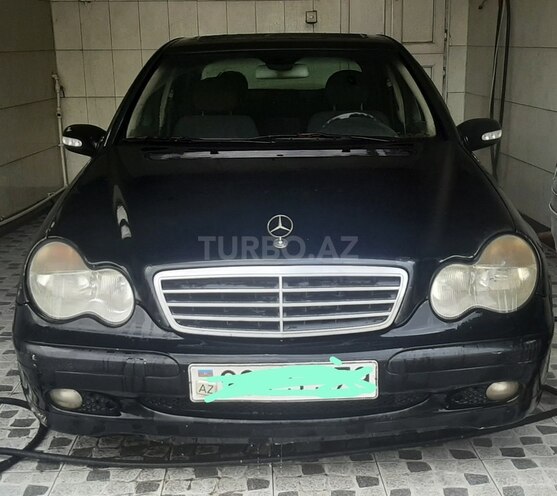 Mercedes C 220 2001, 413,000 km - 2.2 л - Bakı
