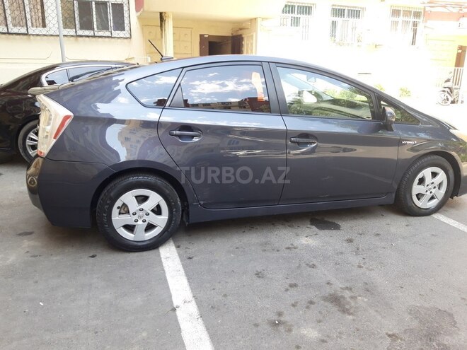 Toyota Prius 2011, 584,192 km - 1.8 l - Bakı