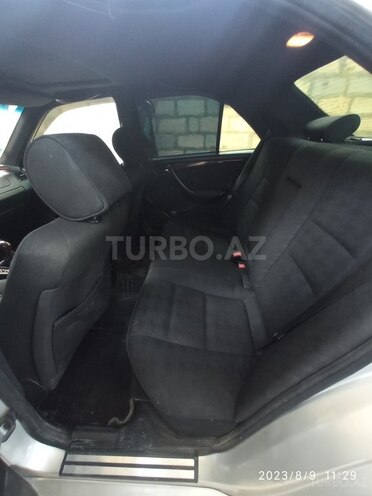 Mercedes C 220 2000, 550,000 km - 2.2 л - Yevlax