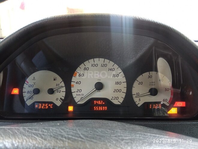 Mercedes C 220 2000, 550,000 km - 2.2 л - Yevlax
