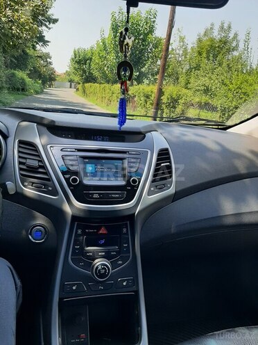 Hyundai Elantra 2014, 237,124 km - 1.8 л - Balakən