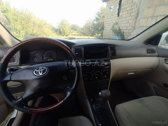 Toyota Corolla 2004, 568,000 km - 1.3 l - Şəki