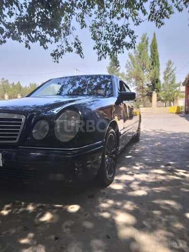 Mercedes E 230 1997, 390,000 km - 2.3 l - Şirvan