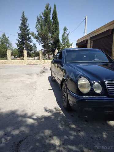 Mercedes E 230 1997, 390,000 km - 2.3 l - Şirvan