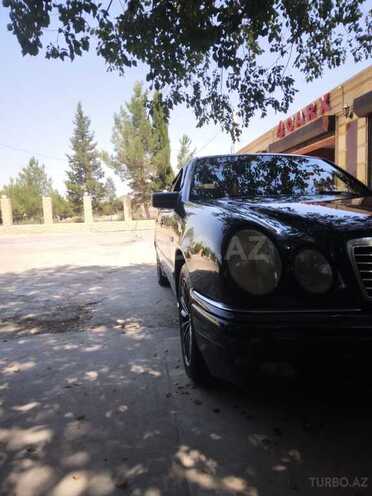 Mercedes E 230 1997, 390,000 km - 2.3 l - Şirvan