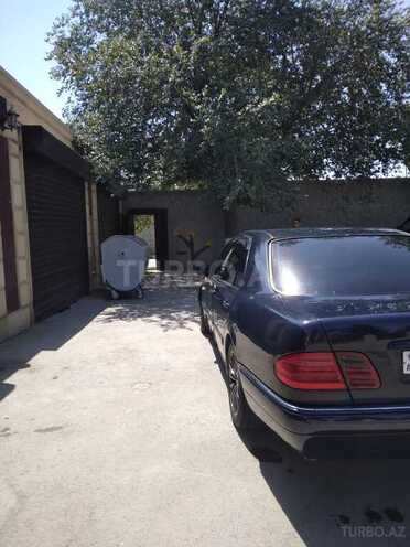 Mercedes E 230 1997, 390,000 km - 2.3 l - Şirvan