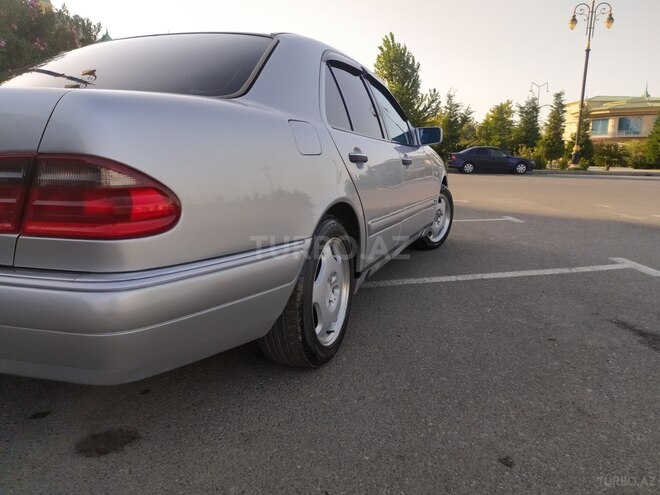Mercedes E 230 1996, 233,110 km - 2.3 l - Sumqayıt