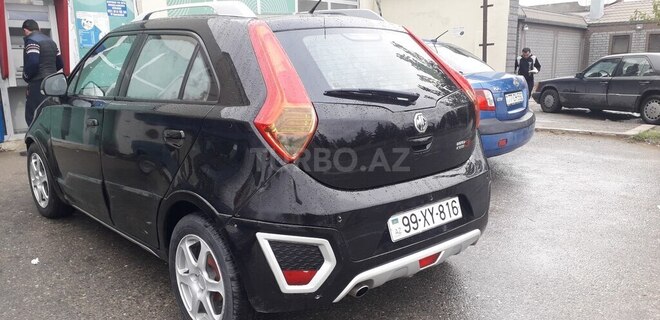 MG 3 2011, 130,000 km - 1.5 l - Bakı