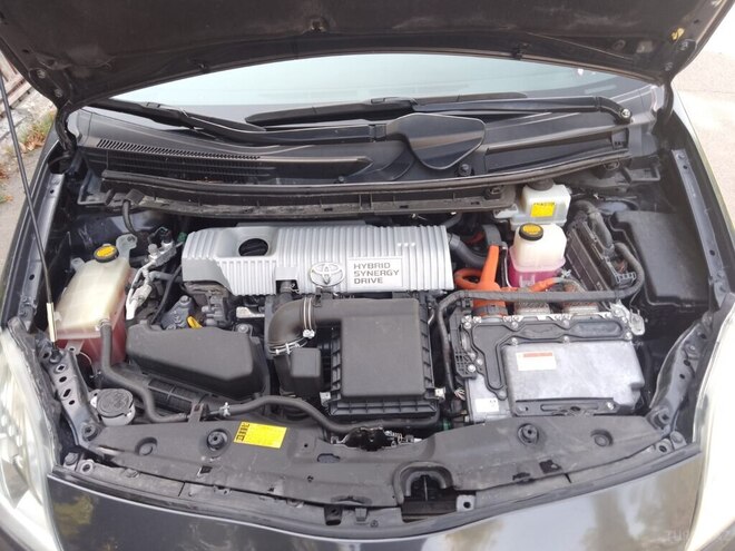 Toyota Prius 2012, 180,206 km - 1.8 l - Gəncə