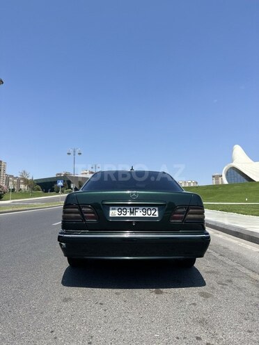 Mercedes E 280 2000, 362,000 km - 2.8 l - Bakı