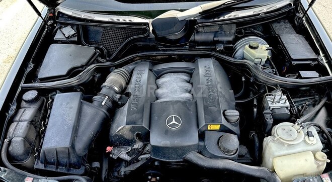 Mercedes E 280 2000, 362,000 km - 2.8 l - Bakı