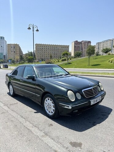 Mercedes E 280 2000, 362,000 km - 2.8 l - Bakı
