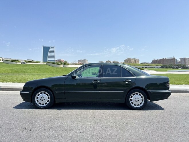 Mercedes E 280 2000, 362,000 km - 2.8 l - Bakı