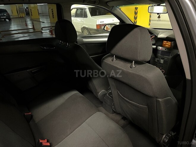 Opel Astra 2006, 195,000 km - 1.3 l - Bakı