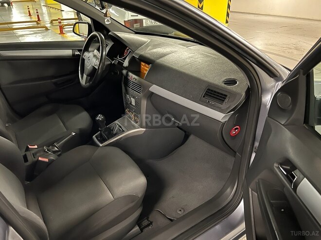 Opel Astra 2006, 195,000 km - 1.3 l - Bakı