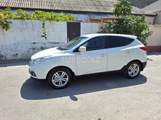 Hyundai ix35 2011, 204,000 km - 2.4 l - Bakı