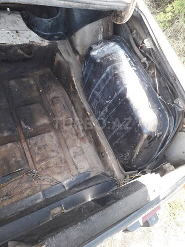 LADA (VAZ) 2106 1984, 96,000 km - 1.3 l - Yevlax