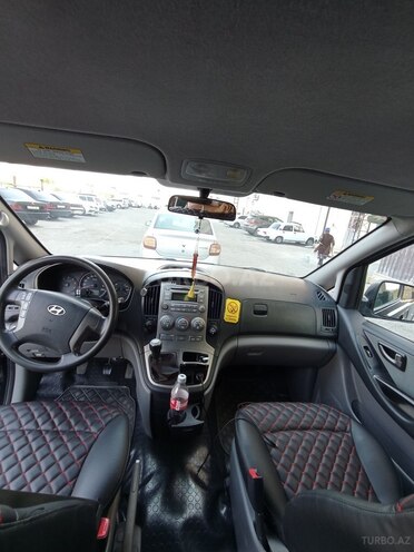 Hyundai H-1 2010, 255,000 km - 2.5 l - Bakı