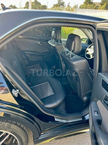 Mercedes E 200 2011, 205,300 km - 1.8 л - Bakı