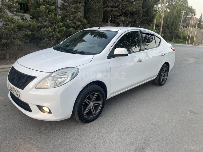 Nissan Sunny 2013, 138,400 km - 1.5 л - Bakı