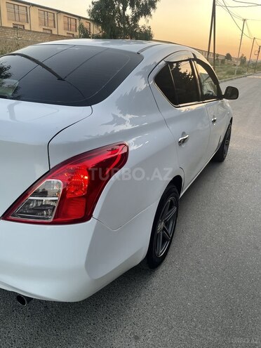 Nissan Sunny 2013, 138,400 km - 1.5 л - Bakı