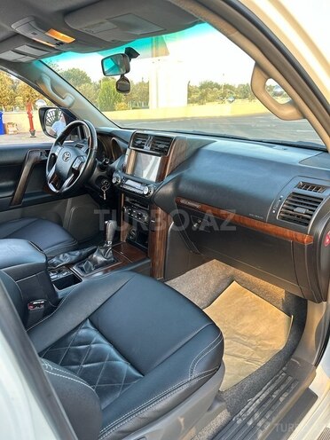 Toyota Prado 2012, 225,000 km - 2.7 l - Beyləqan