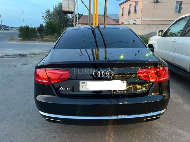 Audi A8 2012, 66,000 km - 4.0 l - Bakı