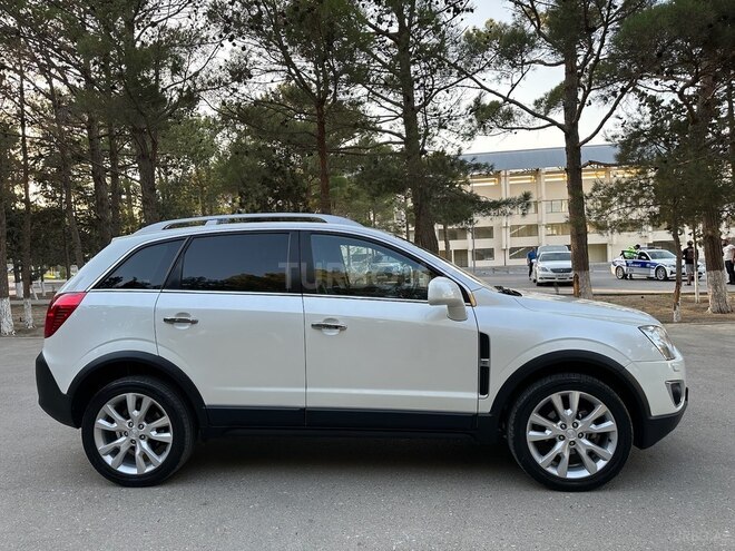 Opel Antara 2011, 131,000 km - 2.4 l - Sumqayıt