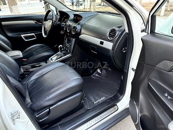 Opel Antara 2011, 131,000 km - 2.4 l - Sumqayıt
