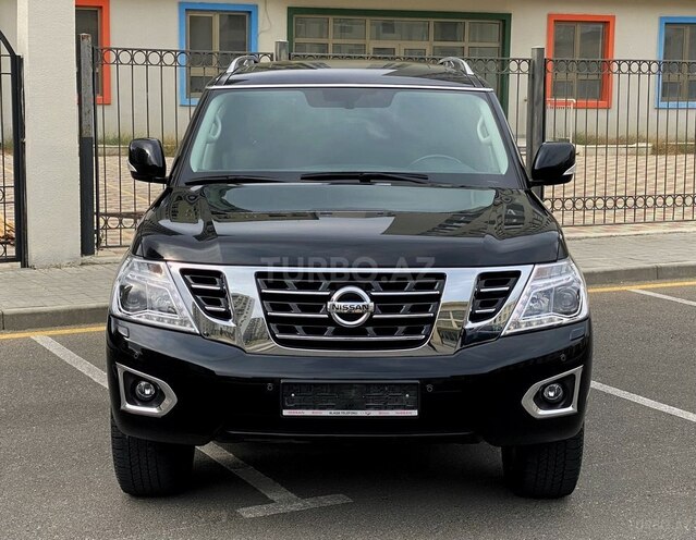 Nissan Patrol 2018, 88,000 km - 4.0 l - Bakı