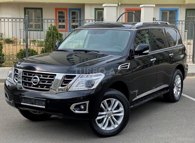 Nissan Patrol 2018, 88,000 km - 4.0 l - Bakı