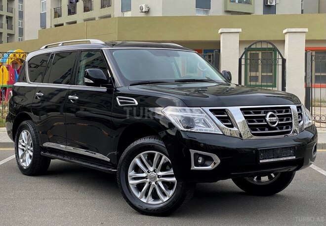 Nissan Patrol 2018, 88,000 km - 4.0 l - Bakı