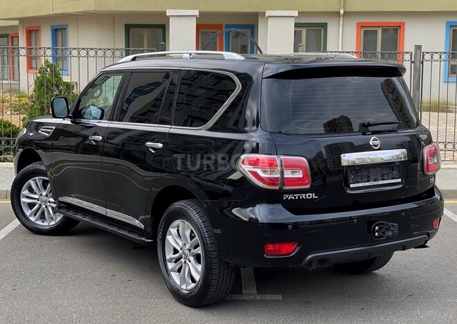 Nissan Patrol 2018, 88,000 km - 4.0 l - Bakı