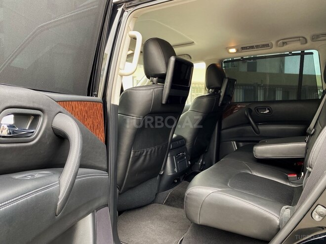 Nissan Patrol 2018, 88,000 km - 4.0 l - Bakı