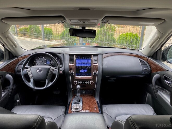 Nissan Patrol 2018, 88,000 km - 4.0 l - Bakı