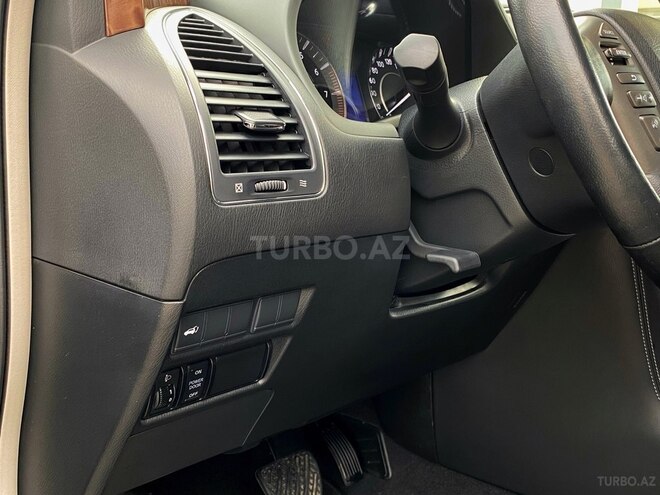 Nissan Patrol 2018, 88,000 km - 4.0 l - Bakı