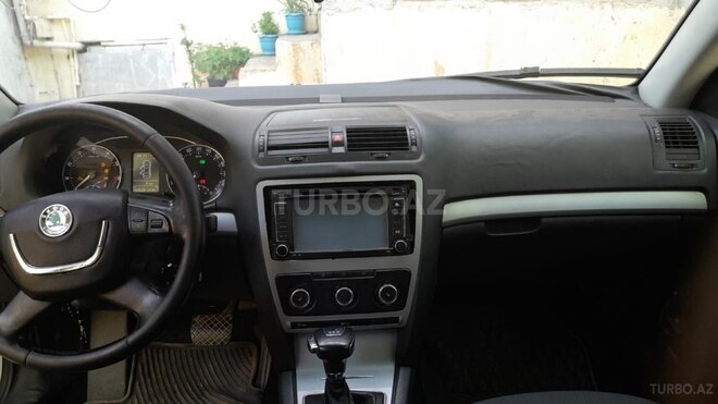 Skoda Octavia 2012, 180,000 km - 1.2 л - Bakı