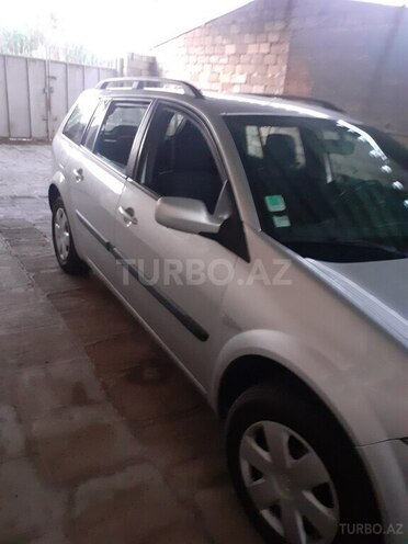 Renault Megane 2006, 320,000 km - 1.5 l - Salyan