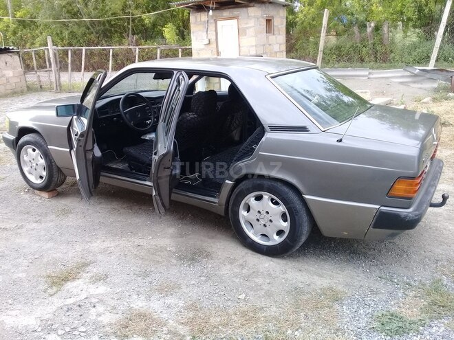 Mercedes 190 1989, 330,000 km - 2.0 l - Tərtər