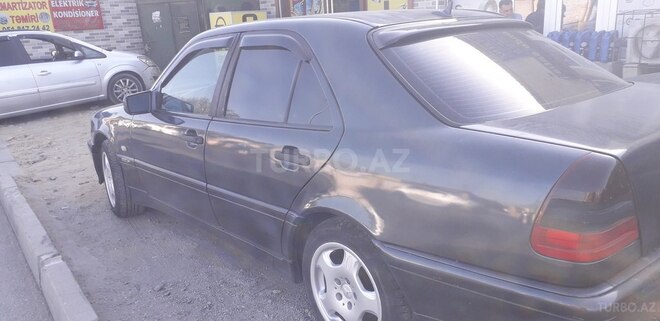 Mercedes C 180 1997, 250,000 km - 1.8 л - Bakı