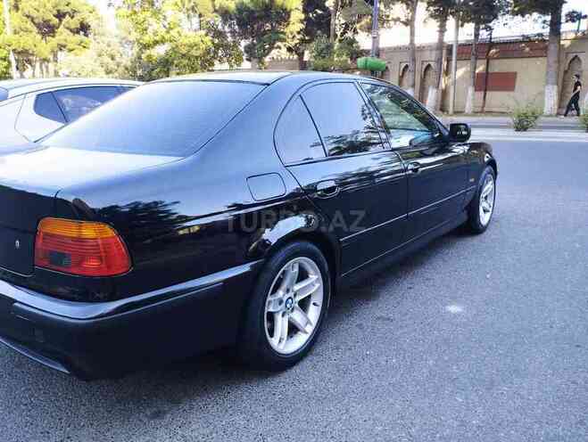 BMW 528 1999, 207,000 km - 2.8 l - Bakı