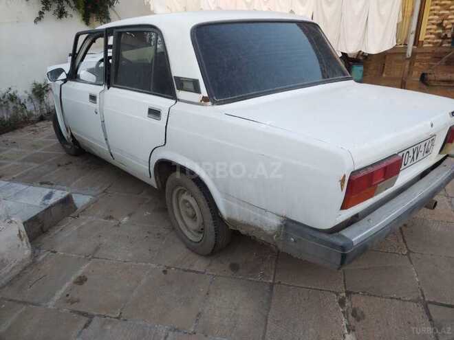 LADA (VAZ) 2107 2001, 134,646 km - 1.6 л - Salyan