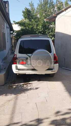 Mitsubishi Pajero 2003, 218,750 km - 2.8 л - Ucar