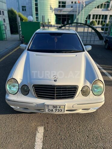 Mercedes E 320 2000, 200,000 km - 3.2 l - Masallı